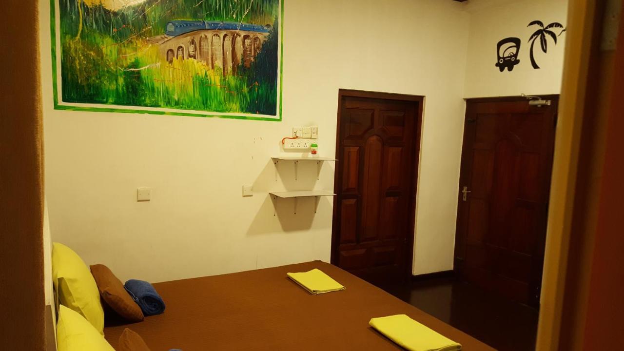 The Backpack Hub At Weligama Hostel Luaran gambar