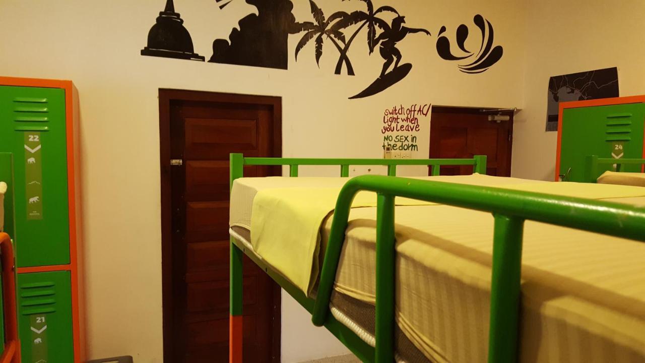 The Backpack Hub At Weligama Hostel Luaran gambar