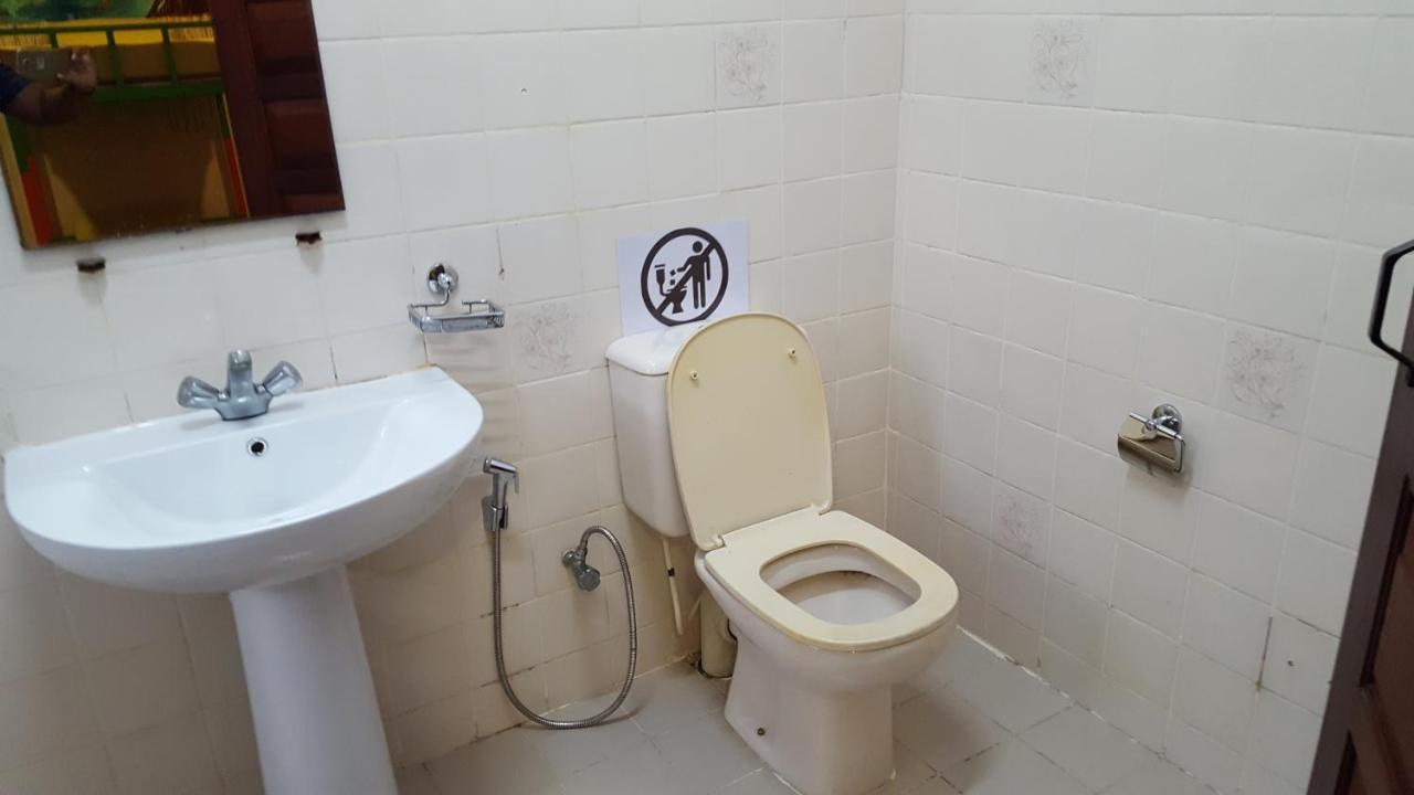 The Backpack Hub At Weligama Hostel Luaran gambar