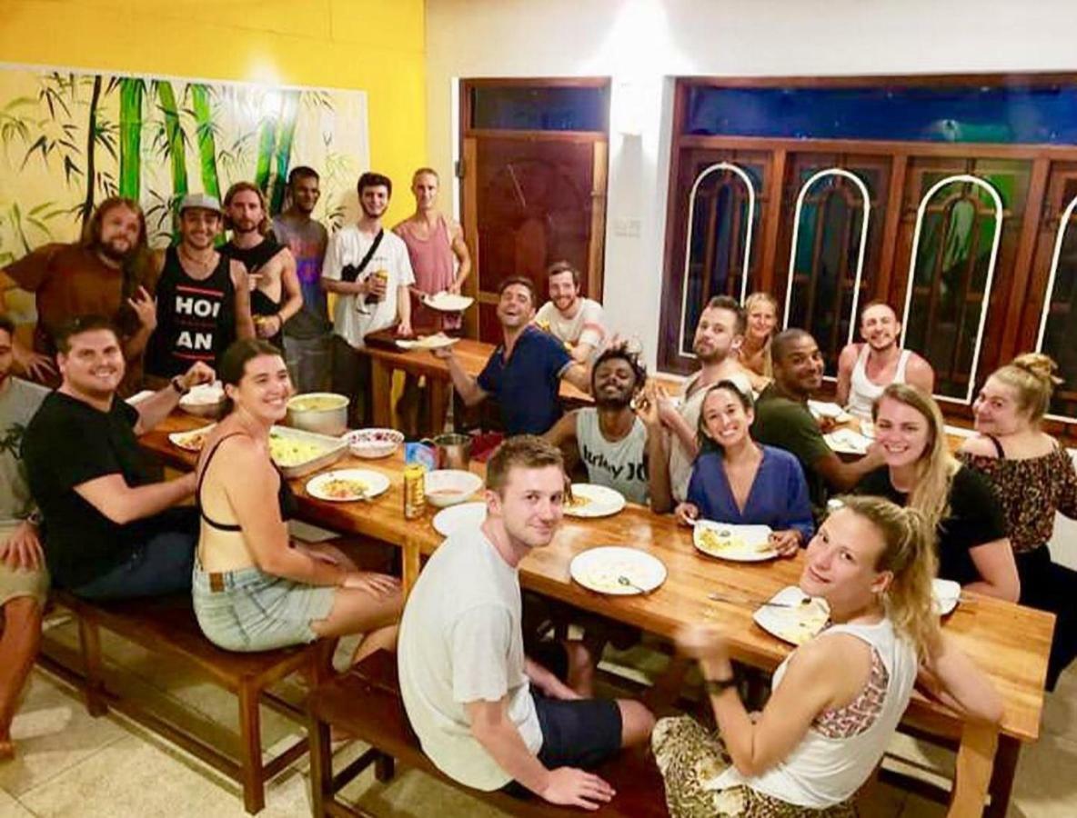 The Backpack Hub At Weligama Hostel Luaran gambar